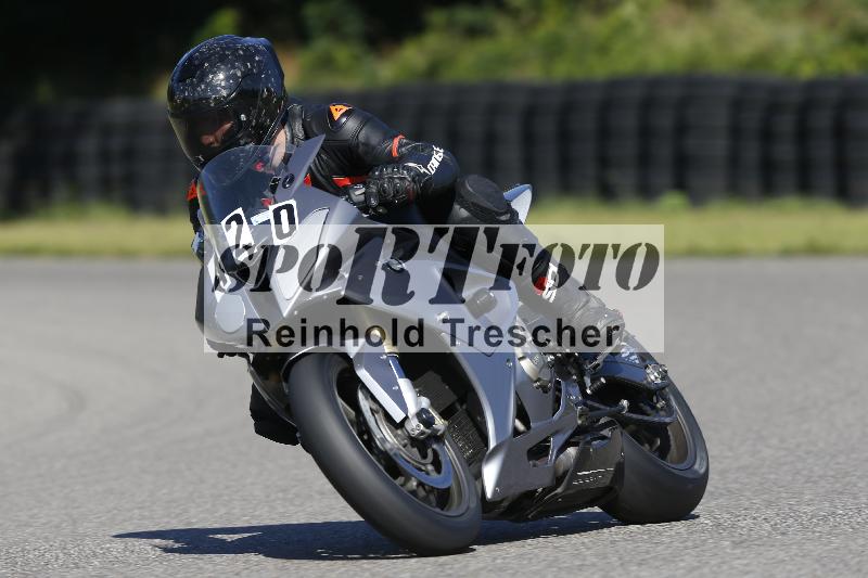 /Archiv-2024/56 10.08.2024 Plüss Moto Sport ADR/Einsteiger/420